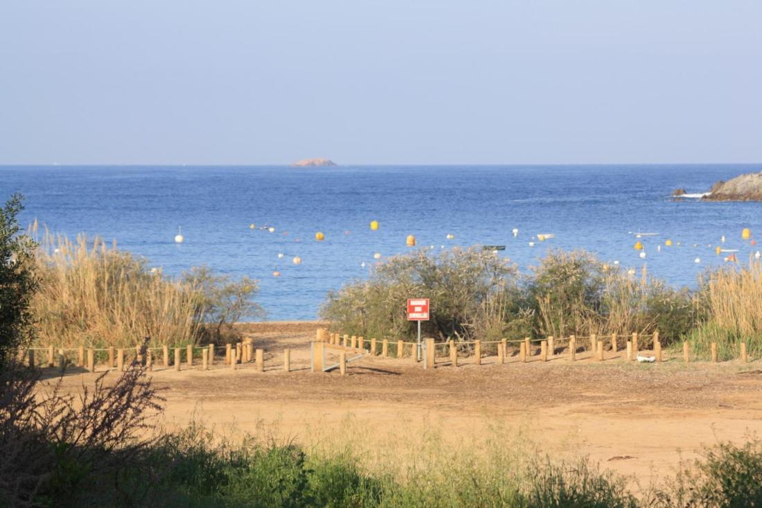 Maison De 4 Chambres De Front De Mer Corse-Du-Sud Appietto ภายนอก รูปภาพ